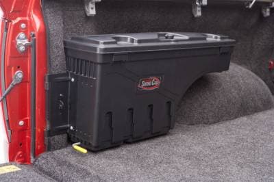 Undercover SwingCase Driver Side 1999-2007 Silverado/Sierra 1500-3500 (SC101D)